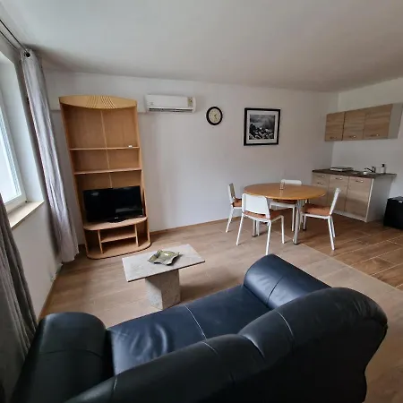 Apartment Origo And