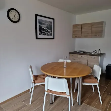 Origo And Apartmán *