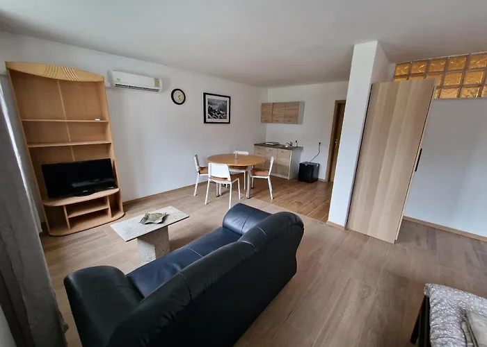 Origo And Appartement *